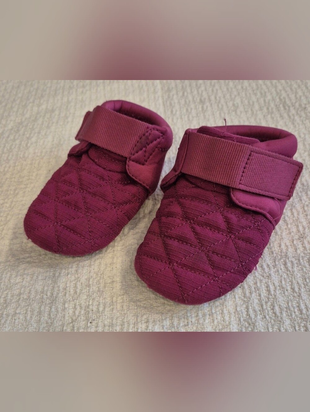 Teva Infact Booties Size 4/5